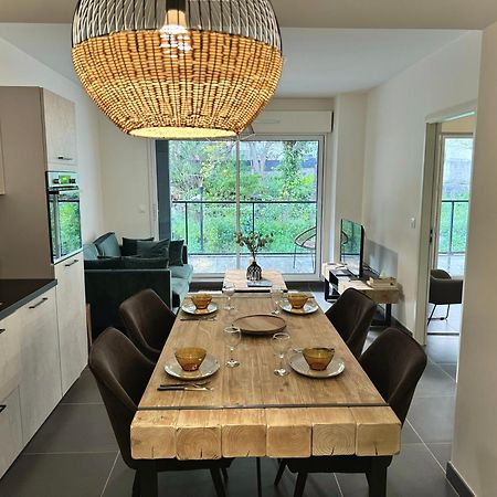 Superbe T2 Dans Residence Avec Piscine Chauffee Beausoleil Bagian luar foto